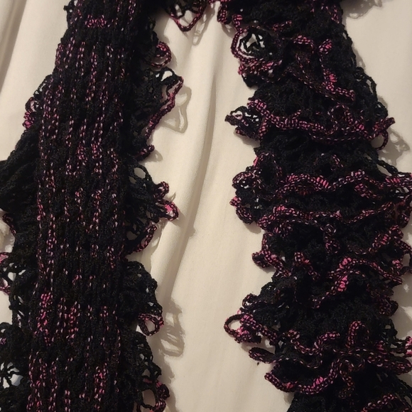 Handmade Knit Scarf - Picture 3 of 3